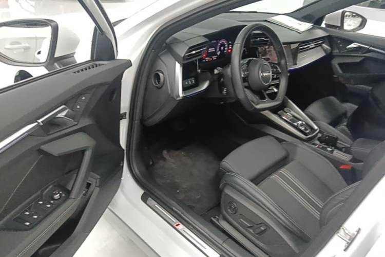 Used Audi A3 2024 A3L Limousine 35 TFSI Fashion Sport Model Driver Seat