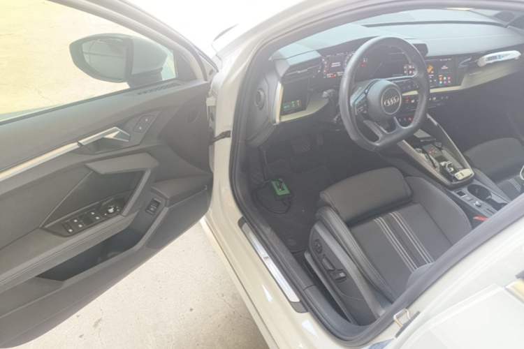 Used Audi A3 2024 A3L Limousine 35 TFSI Fashion Sport Model Driver Seat