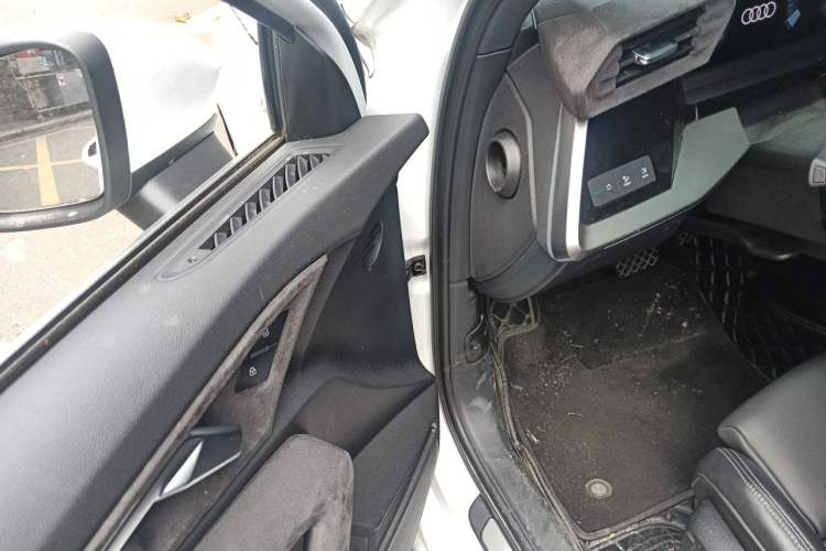Used Audi A3 2024 A3L Limousine 35 TFSI Fashion Sport Model Driver Seat