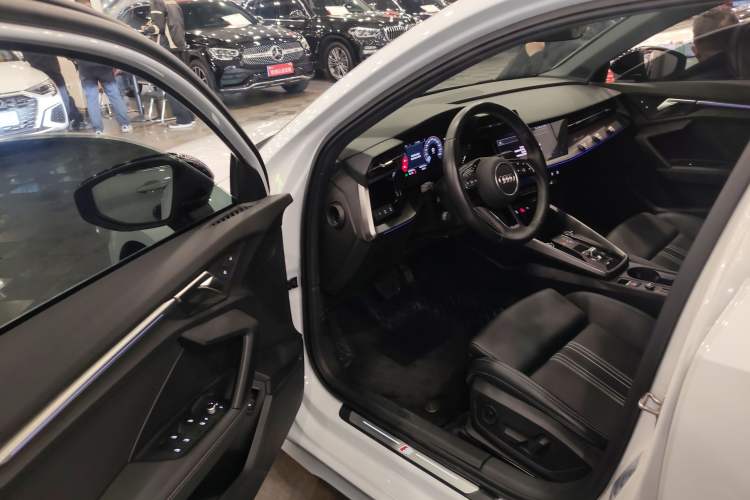 Used Audi A3 2024 A3L Limousine 35 TFSI Fashion Sport Model Driver Seat