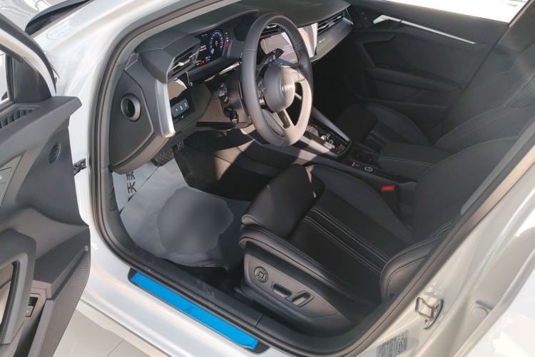Used Audi A3 2024 A3L Limousine 35 TFSI Fashion Sport Model Driver Seat