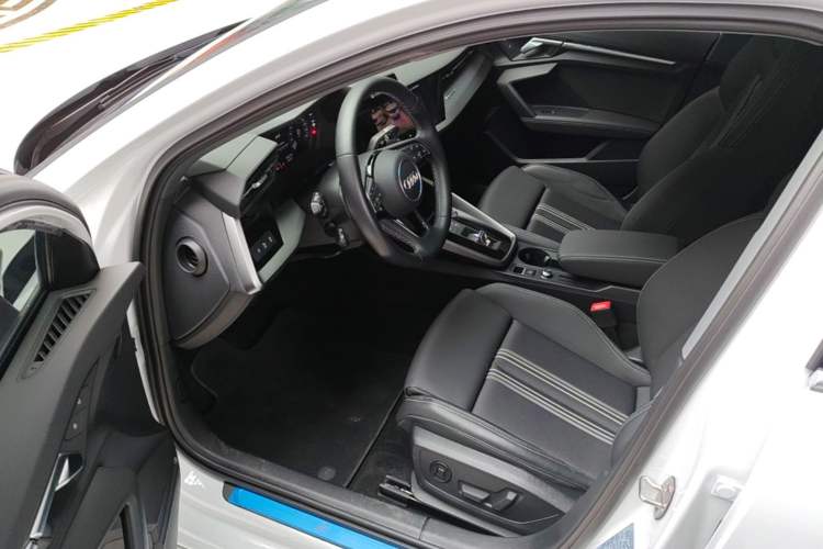 Used Audi A3 2024 A3L Limousine 35 TFSI Fashion Sport Model Driver Seat