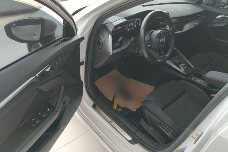Used Audi A3 2024 A3L Limousine 35 TFSI Progressive Sport Edition Driver Seat