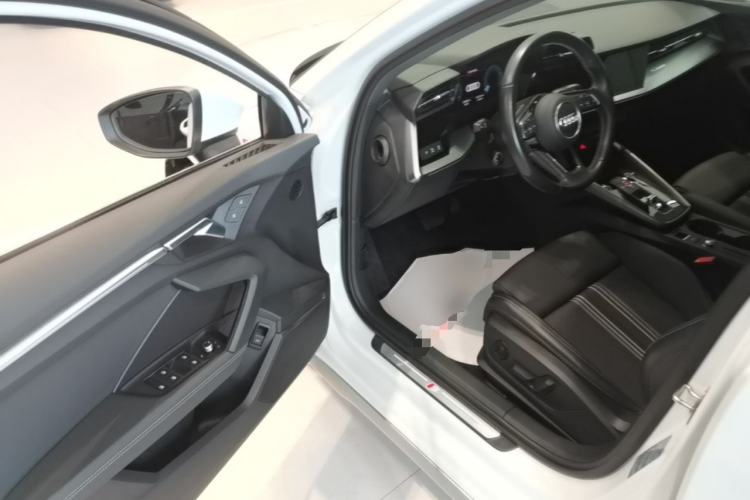Used Audi A3 2024 Sportback 35 TFSI Fashionable Sports Model Driver Seat