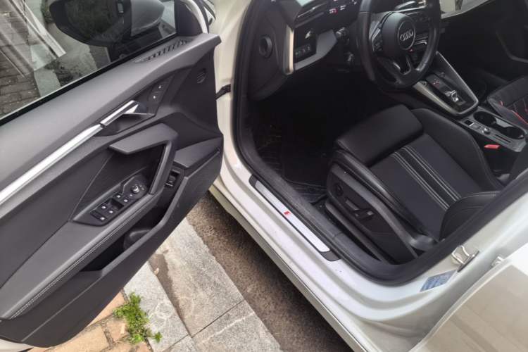 Used Audi A3 2024 Sportback 35 TFSI Fashionable Sports Model Driver Seat