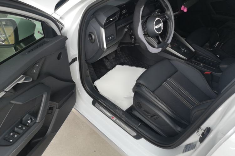 Used Audi A3 2024 Sportback 35 TFSI Fashionable Sports Model Driver Seat