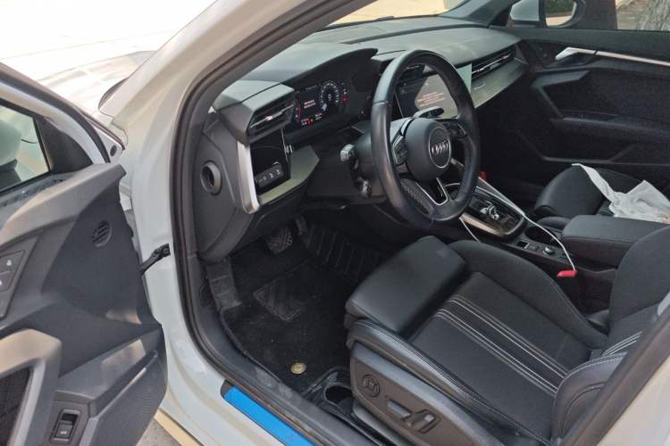 Used Audi A3 2024 A3L Limousine 35 TFSI Fashion Sport Model Driver Seat