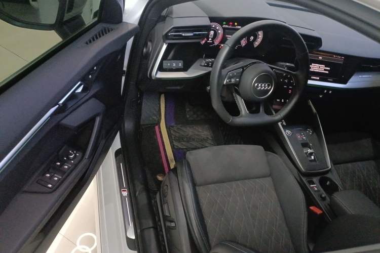 Used Audi A3 2024 A3L Limousine 35 TFSI Luxury Sport Edition Driver Seat