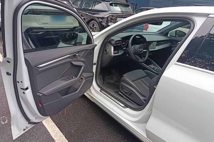 Used Audi A3 2024 Sportback 35 TFSI Fashionable Sports Model Driver Seat