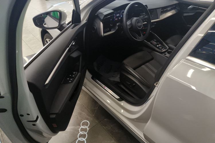 Used Audi A3 2024 A3L Limousine 35 TFSI Fashion Sport Model Driver Seat