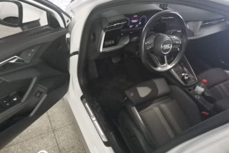 Used Audi A3 2024 A3L Limousine 35 TFSI Fashion Sport Model Driver Seat