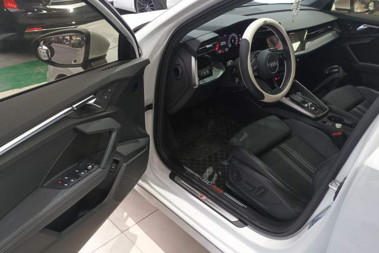 Used Audi A3 2024 A3L Limousine 35 TFSI Fashion Sport Model Driver Seat