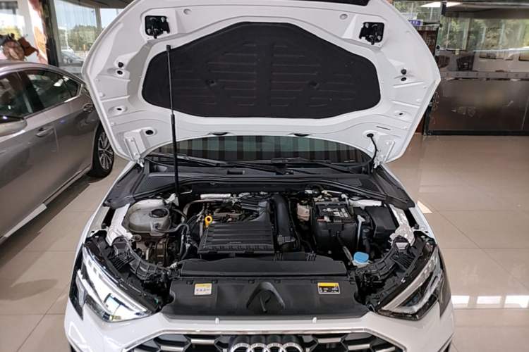 Used Audi A3 2024 Sportback 35 TFSI Fashionable Sports Model Engine Bay
