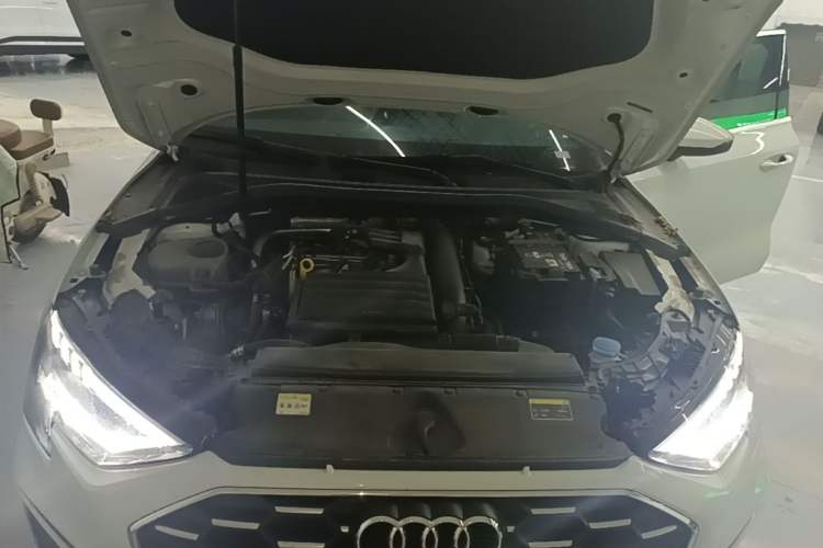 Used Audi A3 2024 A3L Limousine 35 TFSI Fashion Sport Model Engine Bay