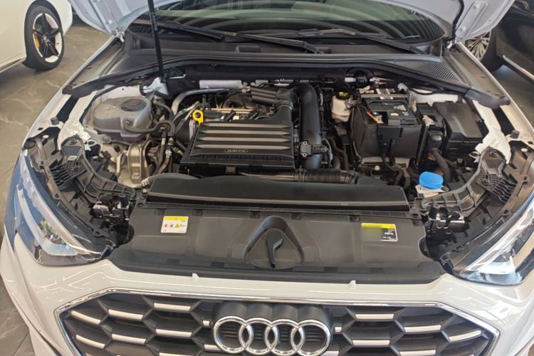 Used Audi A3 2024 A3L Limousine 35 TFSI Fashion Sport Model Engine Bay
