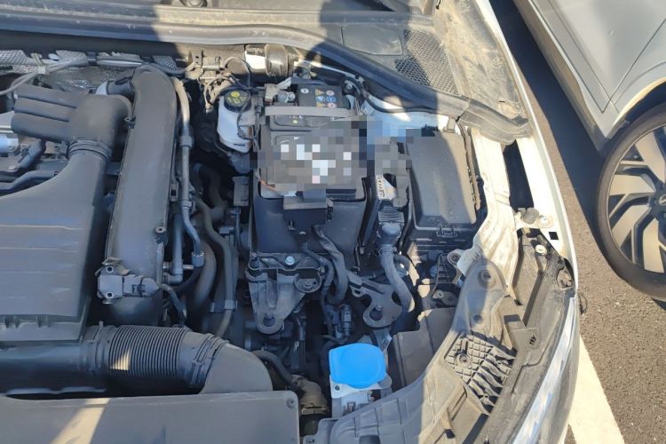 Used Audi A3 2024 Sportback 35 TFSI Fashionable Sports Model Engine Bay Left