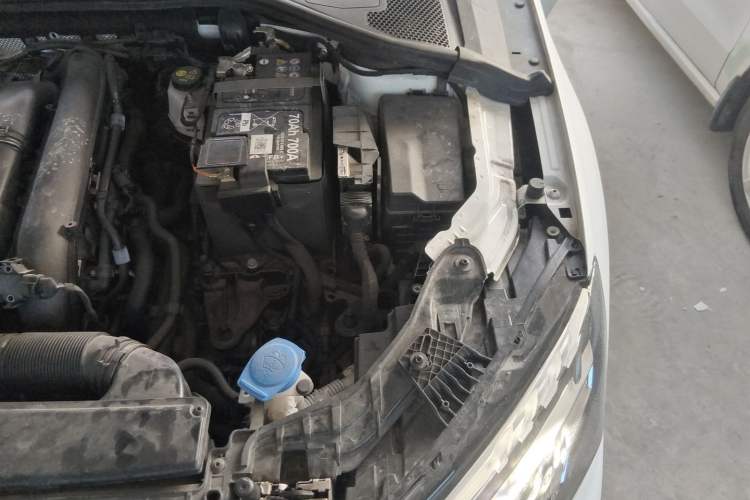 Used Audi A3 2024 Sportback 35 TFSI Fashionable Sports Model Engine Bay Left