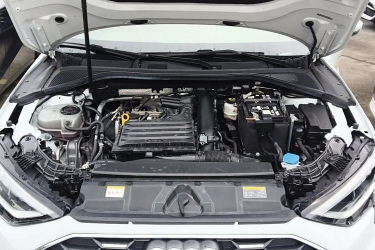 Used Audi A3 2024 A3L Limousine 35 TFSI Fashion Sport Model Engine Bay