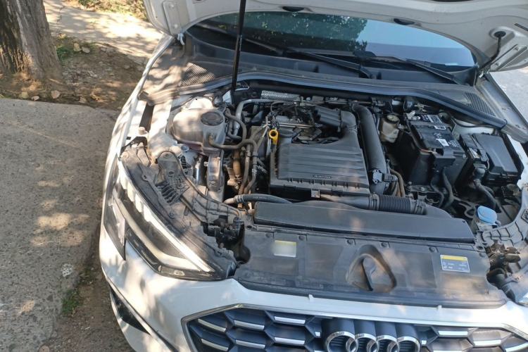 Used Audi A3 2024 Sportback 35 TFSI Fashionable Sports Model Engine Bay Right