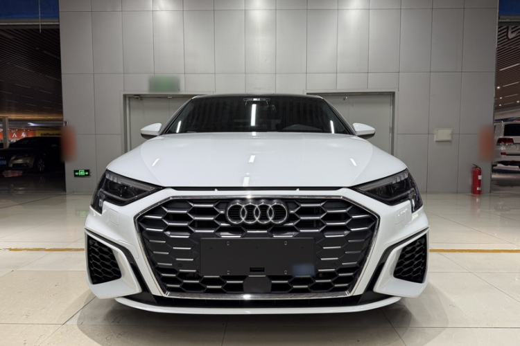 Used Audi A3 2024 Sportback 35 TFSI Fashionable Sports Model Exterior 3