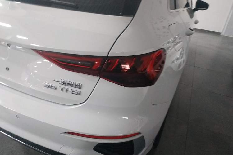 Used Audi A3 2024 Sportback 35 TFSI Fashionable Sports Model Exterior 3