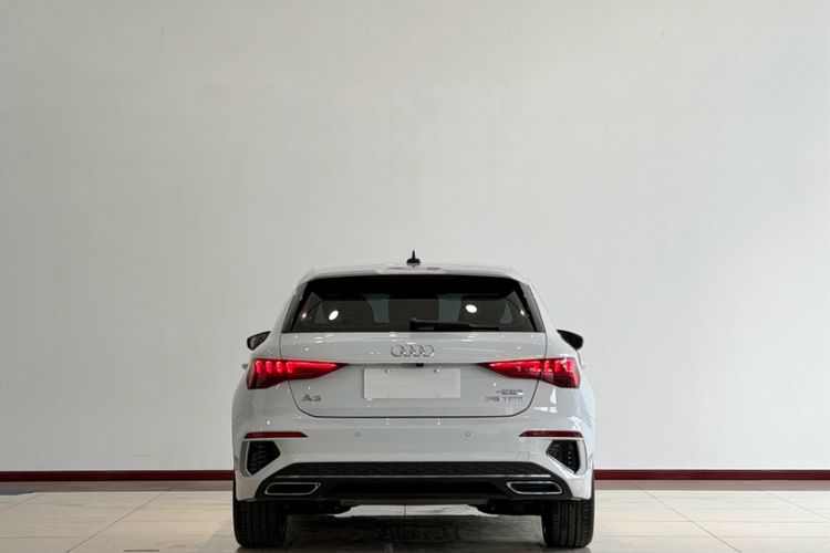 Used Audi A3 2024 Sportback 35 TFSI Fashionable Sports Model Exterior 4