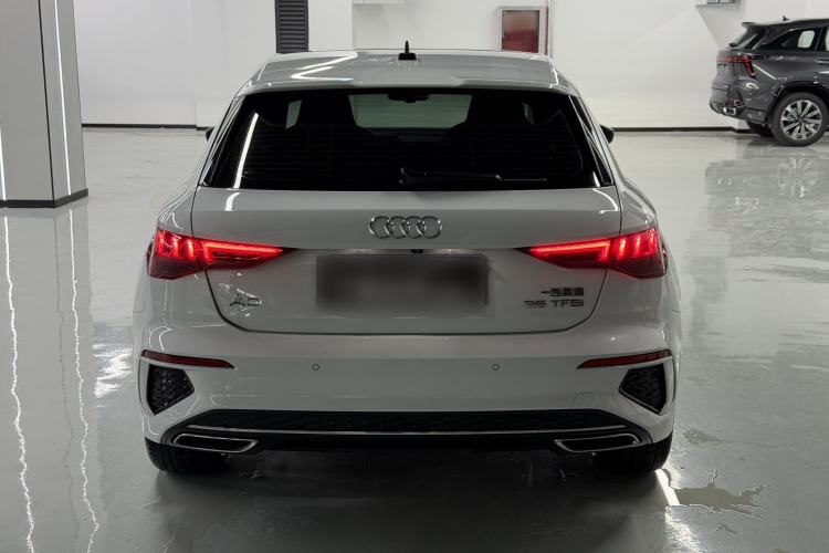 Used Audi A3 2024 Sportback 35 TFSI Fashionable Sports Model Exterior 4
