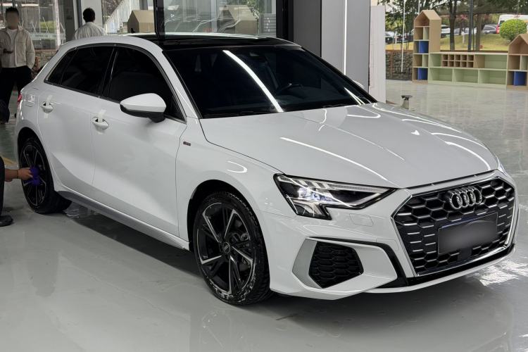 Used Audi A3 2024 Sportback 35 TFSI Fashionable Sports Model Exterior 5