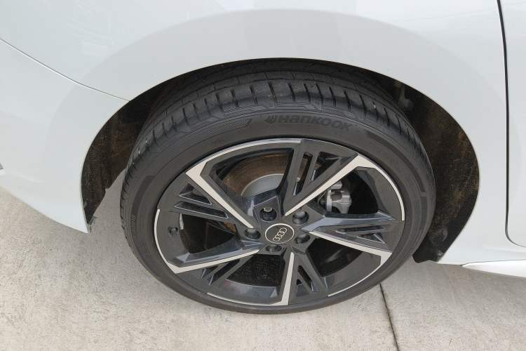 Used Audi A3 2024 Sportback 35 TFSI Fashionable Sports Model Exterior 5
