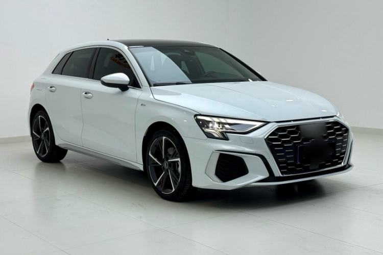 Used Audi A3 2024 Sportback 35 TFSI Fashionable Sports Model Exterior 5