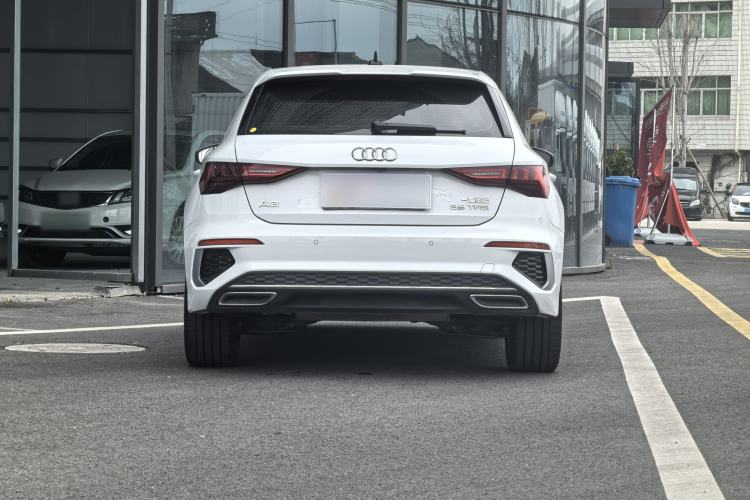 Used Audi A3 2024 Sportback 35 TFSI Fashionable Sports Model Exterior 5