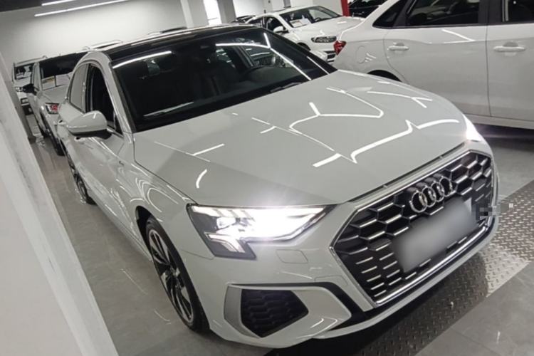 Used Audi A3 2024 A3L Limousine 35 TFSI Fashion Sport Model Front Right 45 Deg