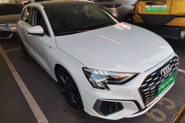 Used Audi A3 2024 Sportback 35 TFSI Fashionable Sports Model Front Right 45 Deg