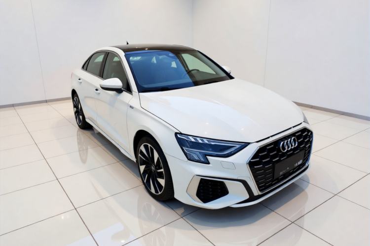 Used Audi A3 2024 A3L Limousine 35 TFSI Fashion Sport Model Front Right 45 Deg