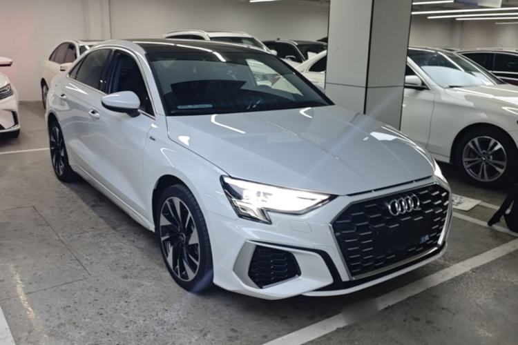 Used Audi A3 2024 A3L Limousine 35 TFSI Fashion Sport Model Front Right 45 Deg