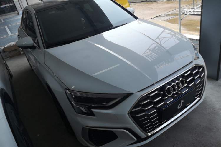Used Audi A3 2024 Sportback 35 TFSI Fashionable Sports Model Front Right 45 Deg