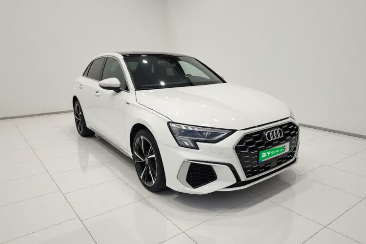 Used Audi A3 2024 Sportback 35 TFSI Fashionable Sports Model Front Right 45 Deg