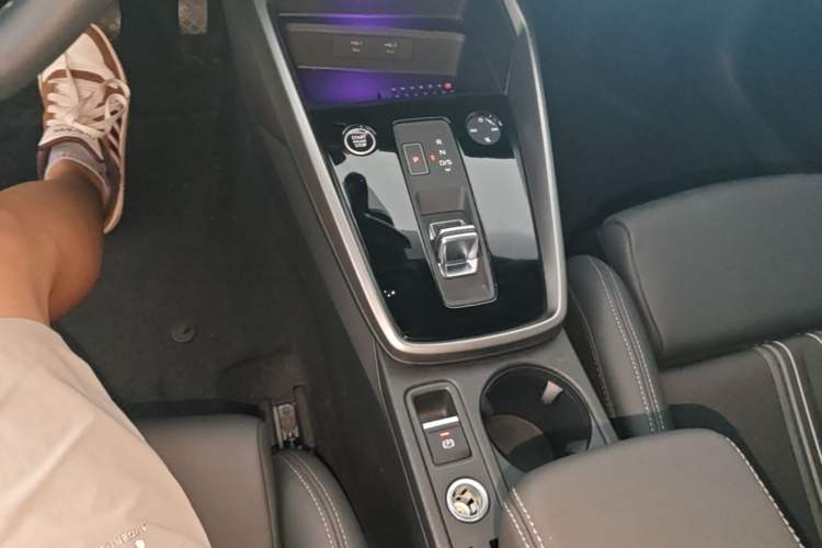 Used Audi A3 2024 A3L Limousine 35 TFSI Fashion Sport Model Gear Lever