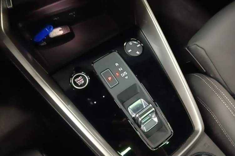 Used Audi A3 2024 A3L Limousine 35 TFSI Fashion Sport Model Gear Lever