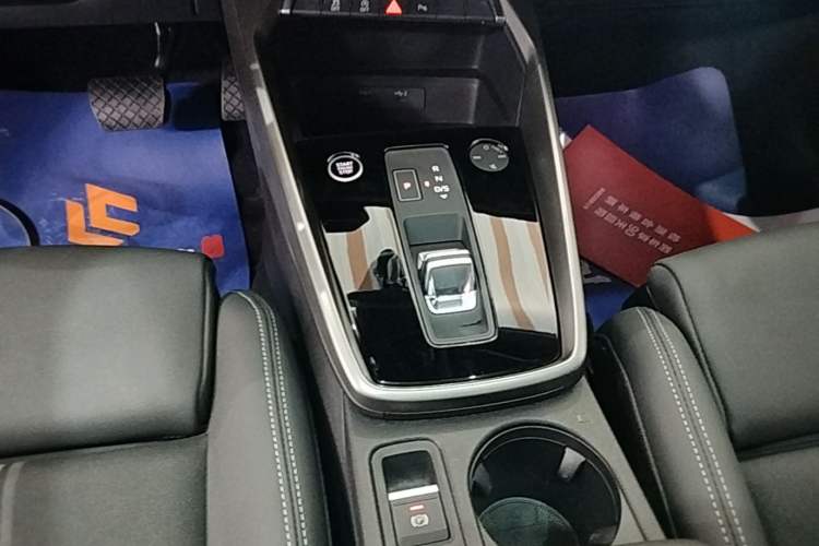 Used Audi A3 2024 Sportback 35 TFSI Fashionable Sports Model Gear Lever