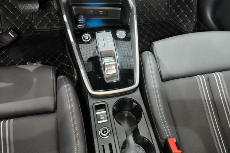 Used Audi A3 2024 A3L Limousine 35 TFSI Fashion Sport Model Gear Lever
