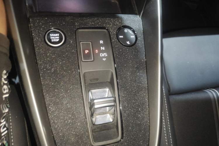 Used Audi A3 2024 Sportback 35 TFSI Fashionable Sports Model Gear Lever