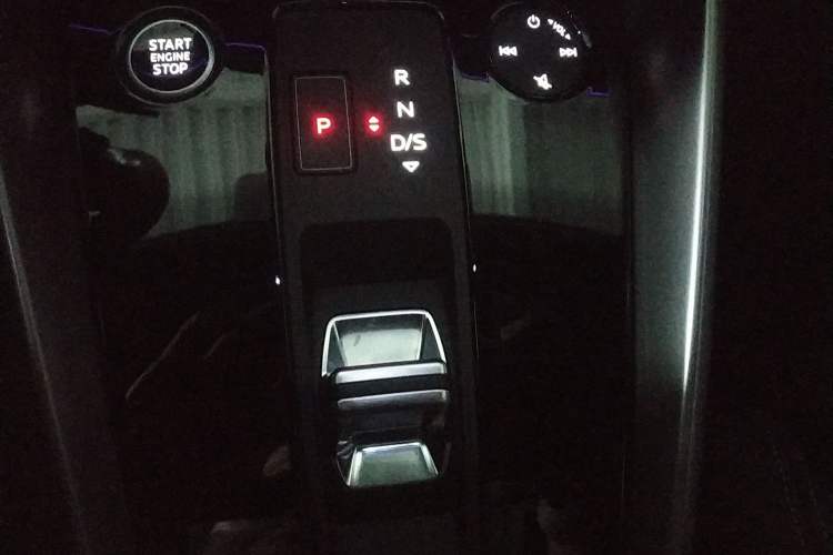Used Audi A3 2024 Sportback 35 TFSI Fashionable Sports Model Gear Lever