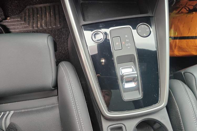 Used Audi A3 2024 A3L Limousine 35 TFSI Fashion Sport Model Gear Lever