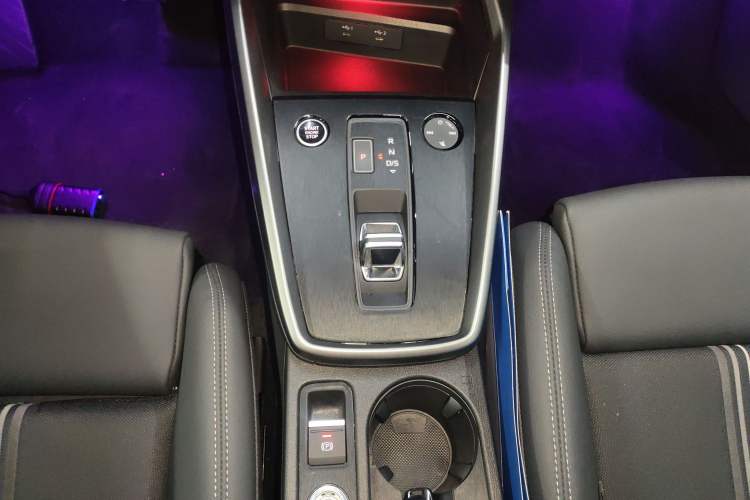 Used Audi A3 2024 A3L Limousine 35 TFSI Fashion Sport Model Gear Lever