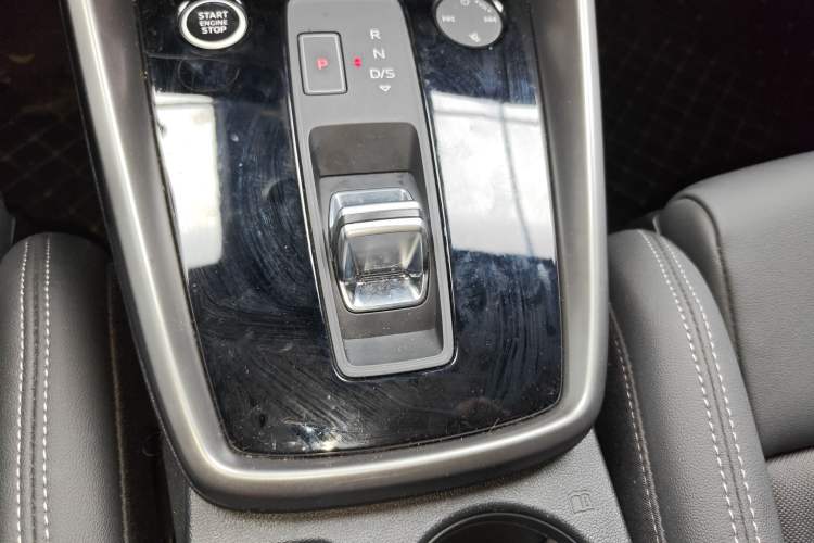 Used Audi A3 2024 A3L Limousine 35 TFSI Fashion Sport Model Gear Lever