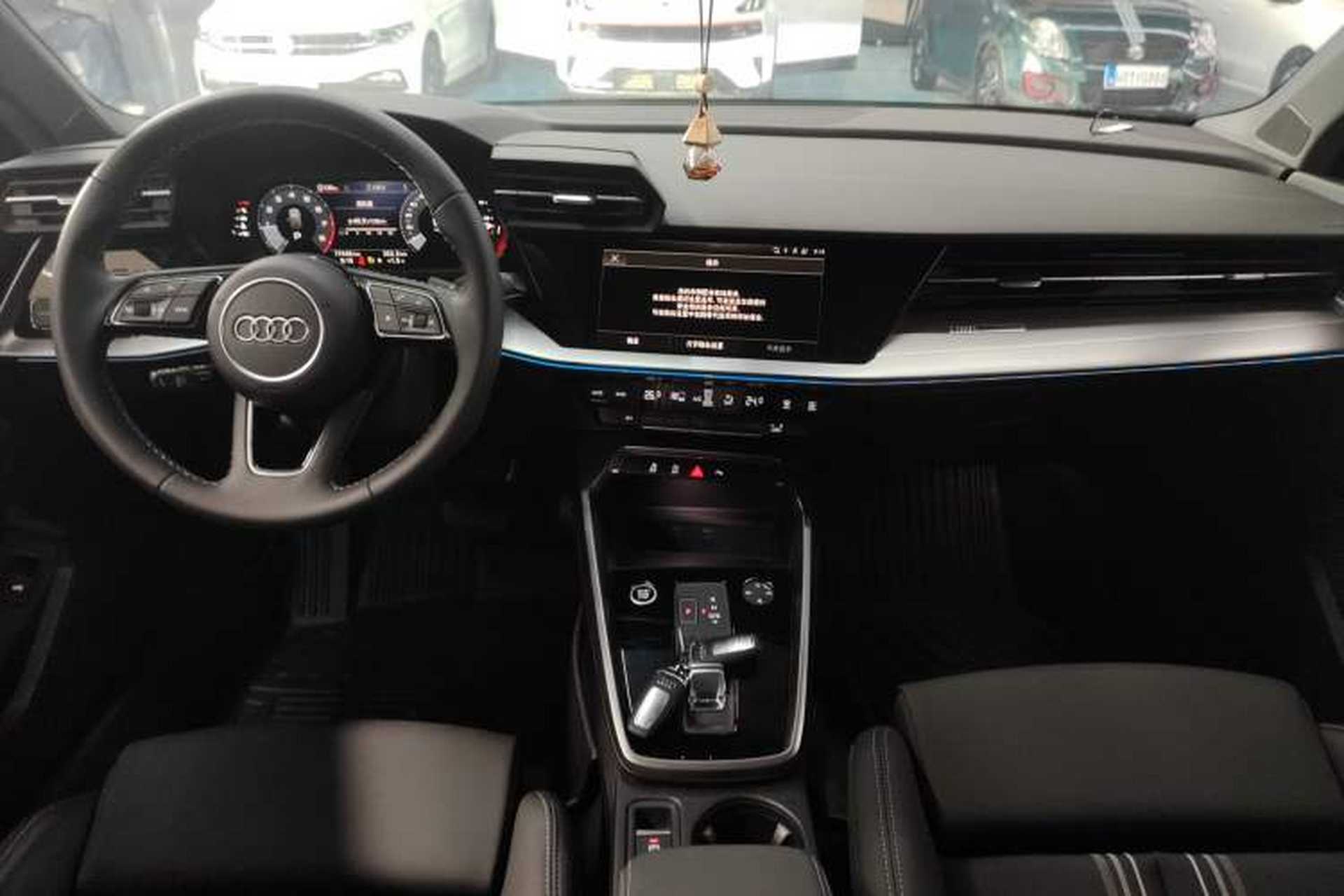 Used Audi A3 2024 Sportback 35 TFSI Fashionable Sports Model Gear Lever
