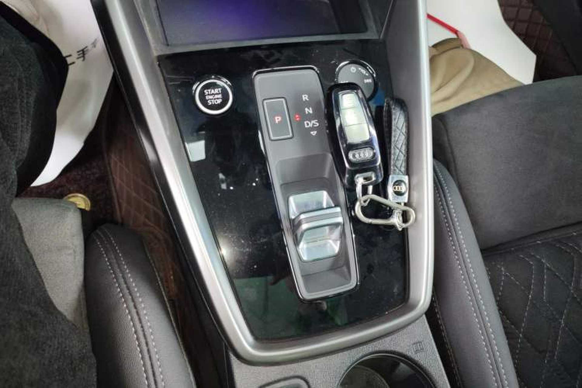 Used Audi A3 2024 A3L Limousine 35 TFSI Luxury Sport Edition Gear Lever