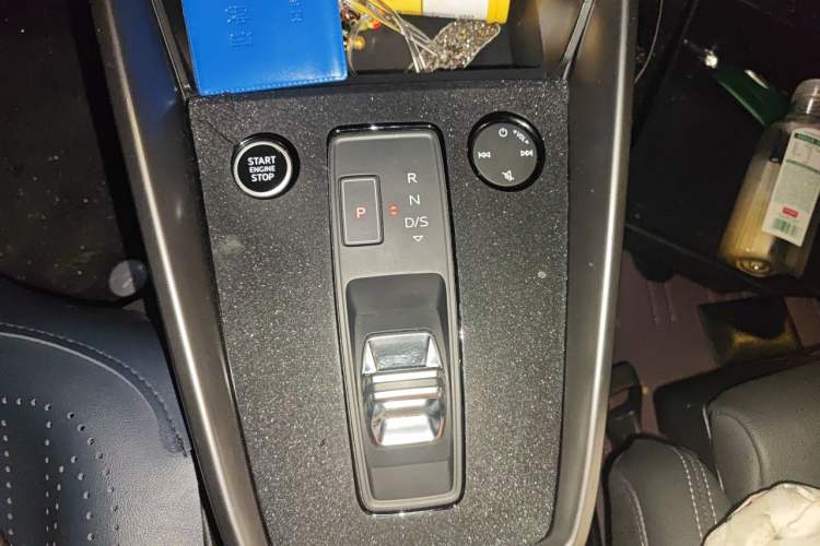 Used Audi A3 2024 A3L Limousine 35 TFSI Fashion Sport Model Gear Lever