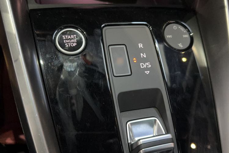 Used Audi A3 2024 A3L Limousine 35 TFSI Fashion Sport Model Gear Lever